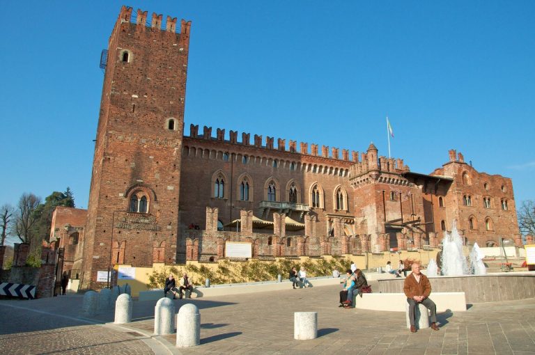 Castello di Carimate: A Fourteenth-Century Castle in Italy