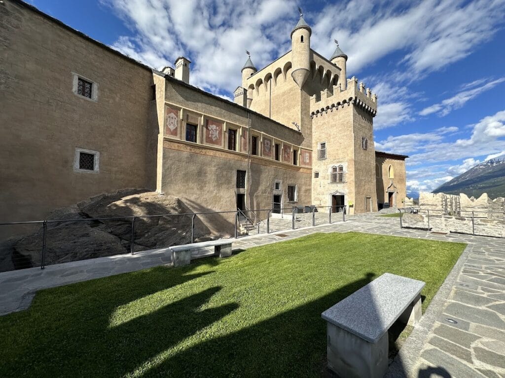 Saint-Pierre Castle: A Historic Medieval Fortress and Museum in Italy 9 Saint-Pierre Castle