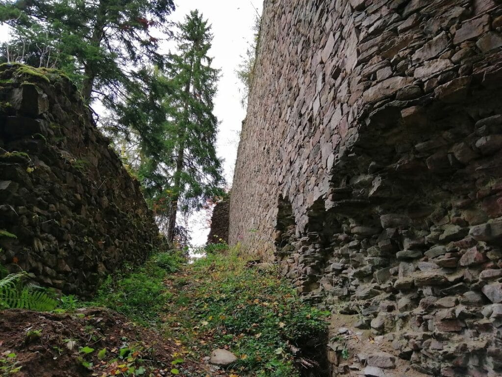 Perštejn Castle: A Medieval Fortress in the Czech Republic 6 Perštejn Castle