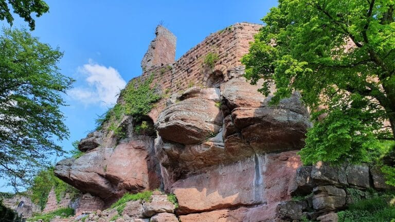 Château de Guirbaden: A Historic Castle Ruin in Alsace, France