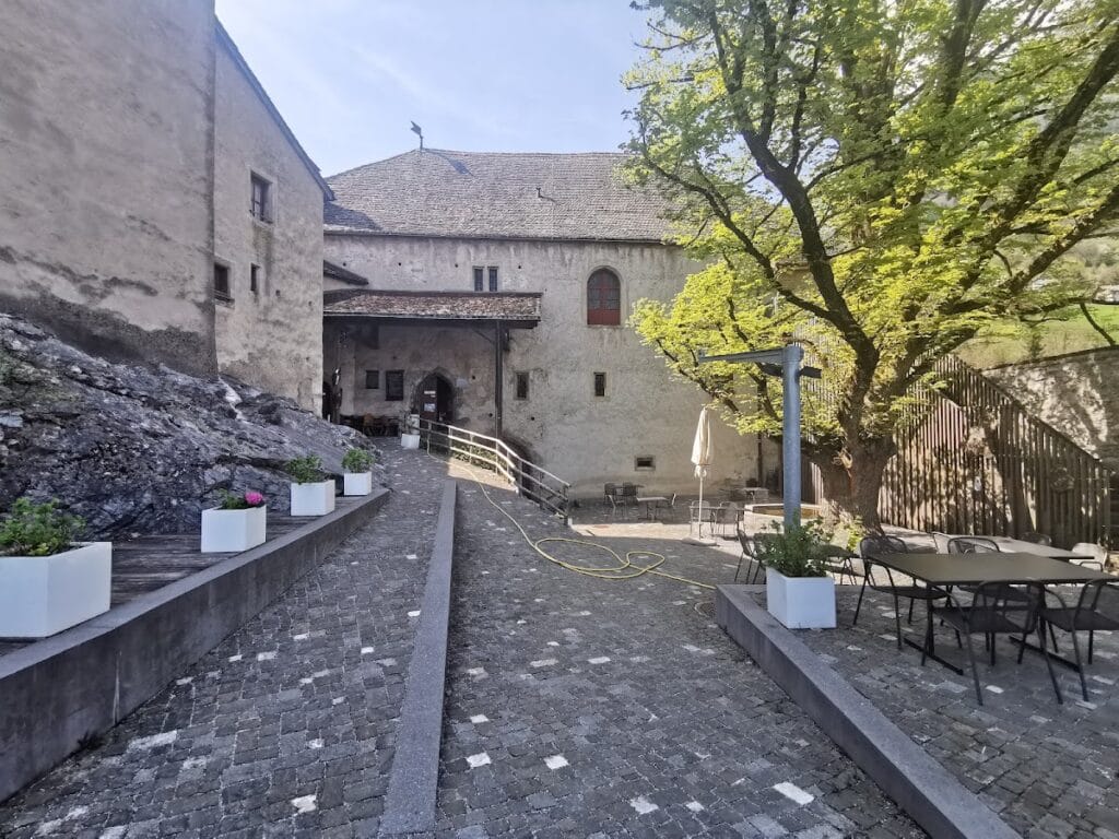 Sargans Castle: A Medieval Fortress and Administrative Residence in Switzerland 5 Sargans Castle
