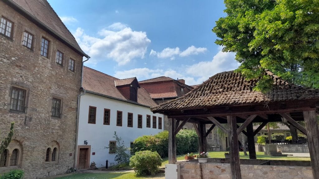 Burg Creuzburg: A Romanesque Hilltop Castle and Administrative Centre in Germany 5 Burg Creuzburg