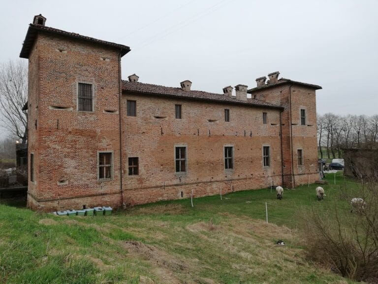 Antica Corte Pallavicina: A Medieval Fortress and Noble Residence in Polesine Parmense, Italy