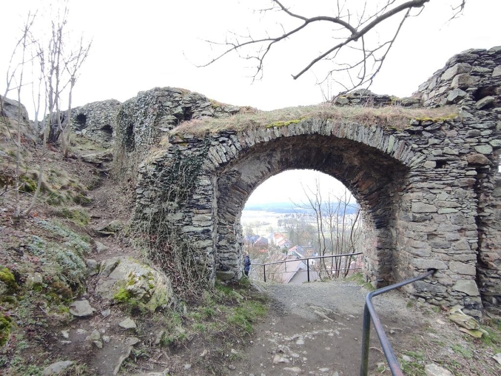 Andělská Hora Castle: A Historic Fortress in the Czech Republic 10 Andělská Hora Castle