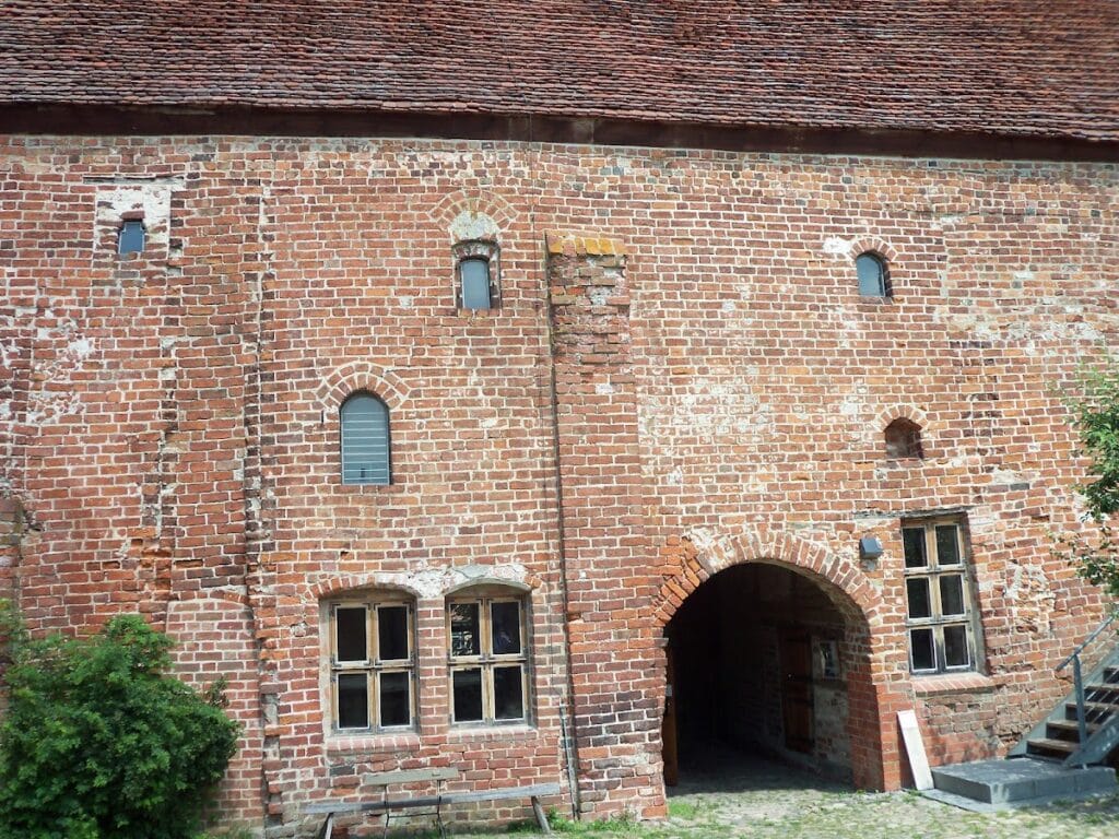Klempenow Castle