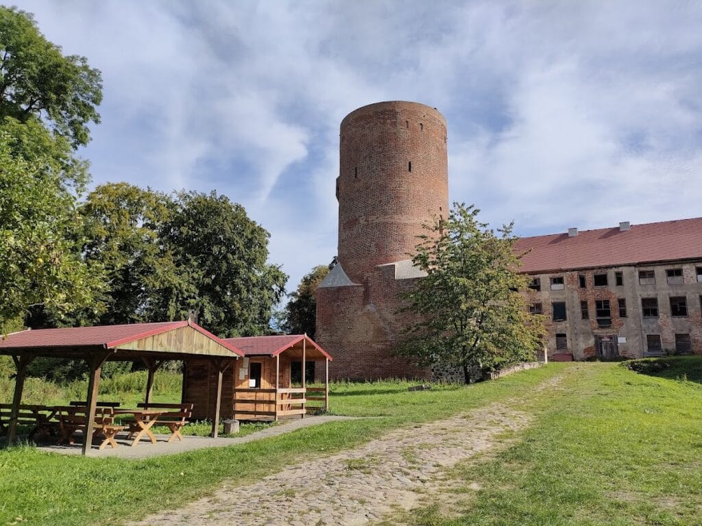 Swobnica Castle
