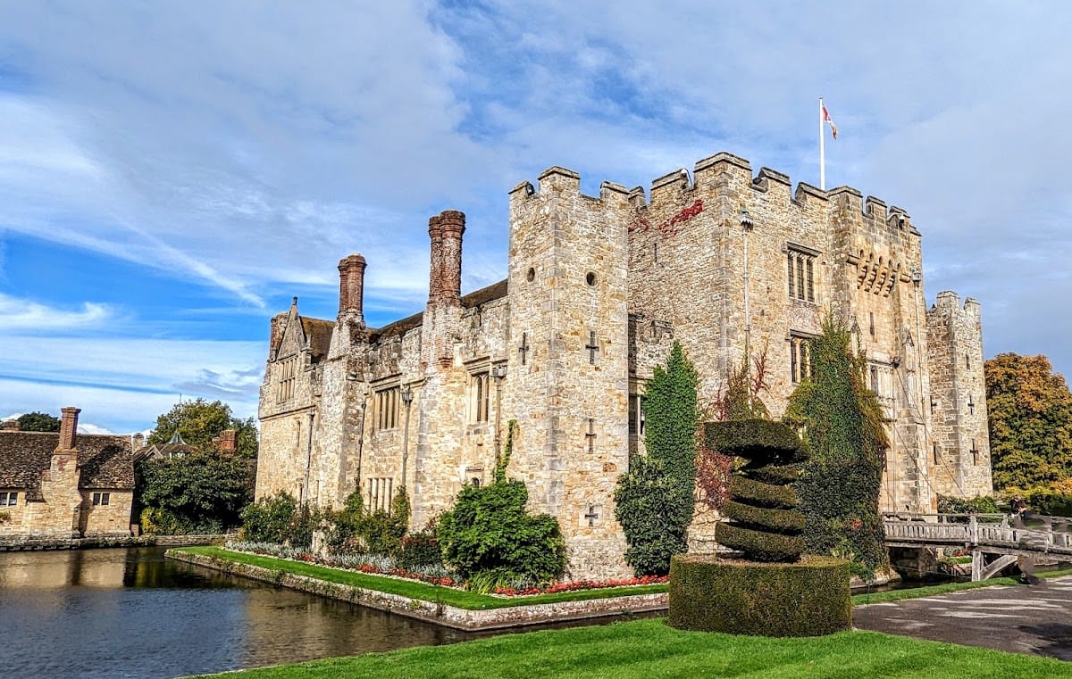 Hever Castle A Historic Medieval And Tudor Manor In England Ancient 