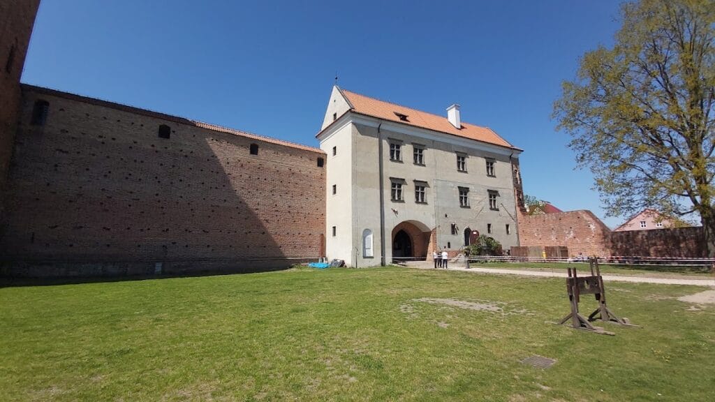 Łęczyca Castle: A Gothic Royal Fortress in Poland 5 Łęczyca Castle