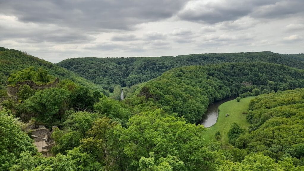 Nový Hrádek: A Gothic Castle Ruin in Czechia 5 Nový Hrádek