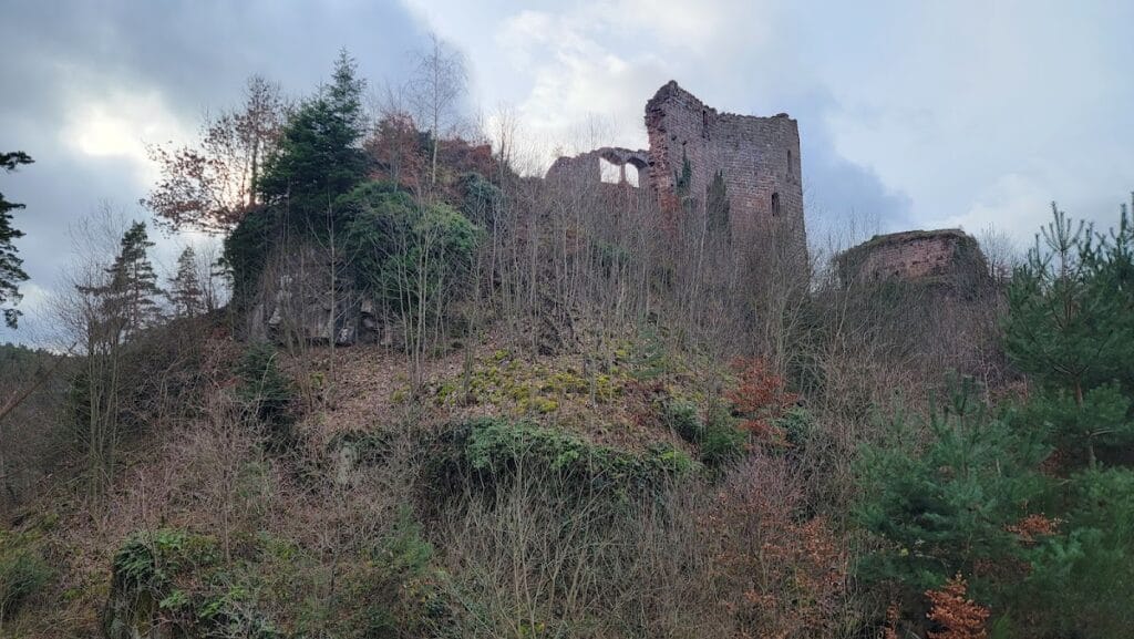 Château de Dreistein: A Ruined Medieval Castle in France 1 Château de Dreistein