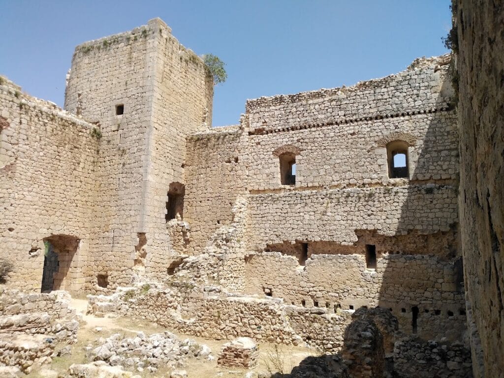 Castle of Pioz: A Fifteenth-Century Fortified Residence in Spain 2 Castle of Pioz