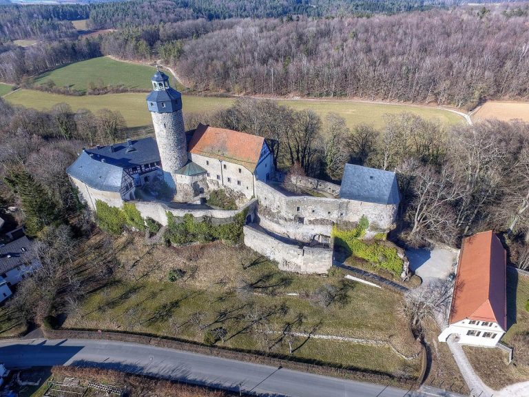Zwernitz Castle: A Medieval Hill Castle in Germany