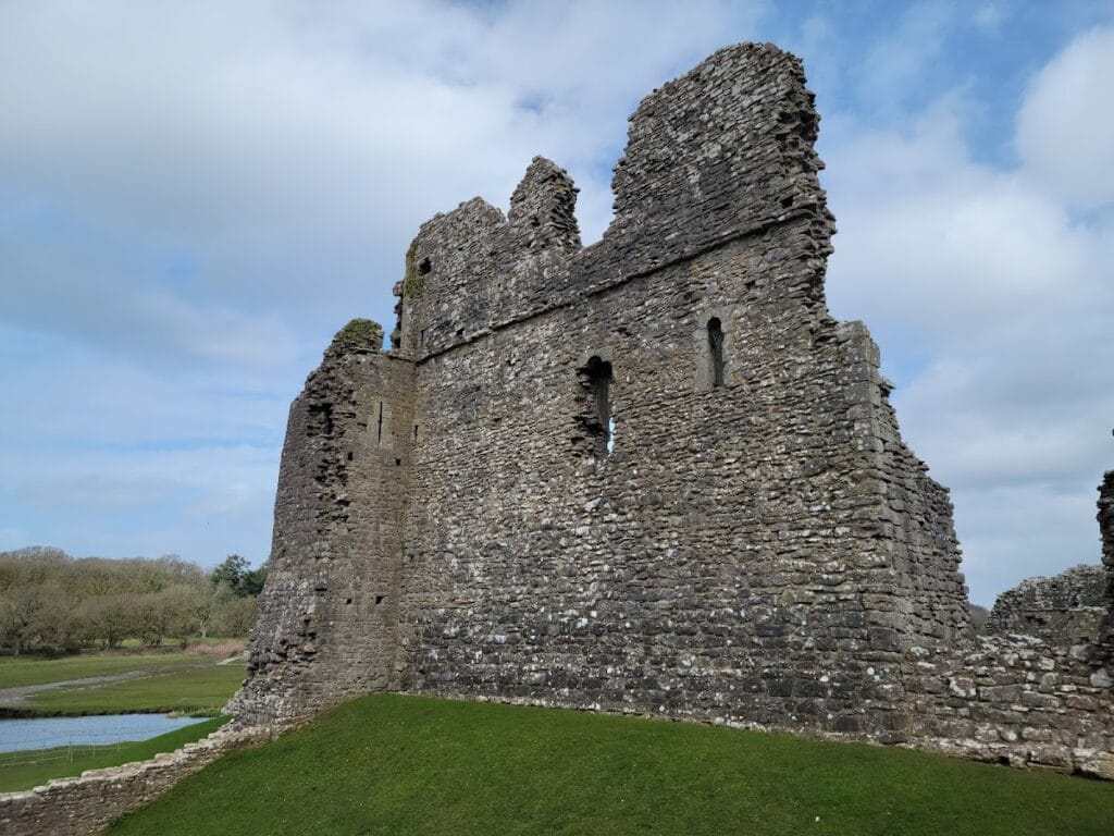 Ogmore Castle: A Norman Fortress and Administrative Centre in Wales 2 Ogmore Castle