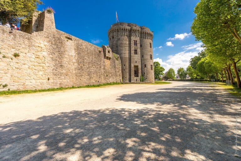 Château de Dinan: A Medieval Fortress and Museum in France