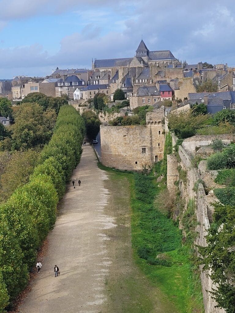 Château de Dinan: A Medieval Fortress and Museum in France 10 Château de Dinan