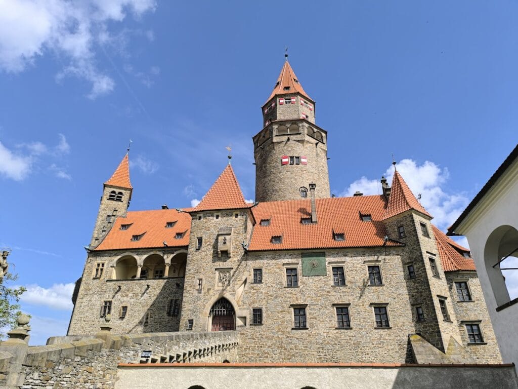Bouzov Castle: A Medieval Fortress and Neo-Gothic Reconstruction 1 Bouzov Castle