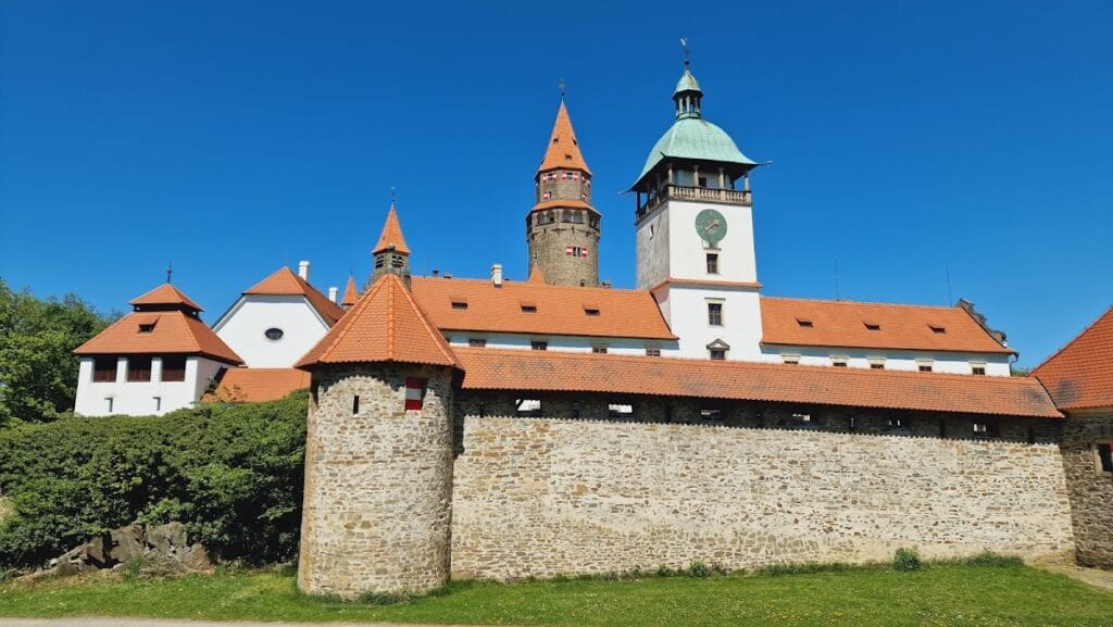 Bouzov Castle: A Medieval Fortress and Neo-Gothic Reconstruction 2 Bouzov Castle