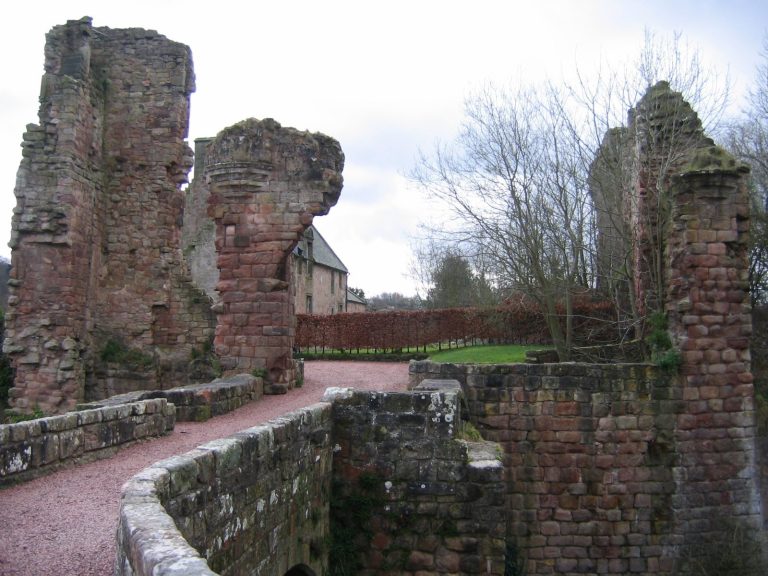 Roslin Castle: A Medieval Fortress in Scotland