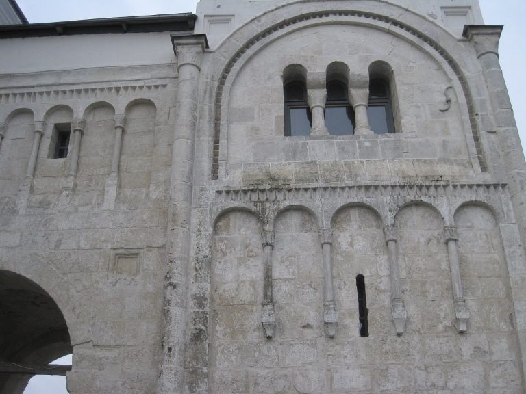Palace of Andrei Bogolyubsky: A Twelfth-Century Princely Residence in Russia