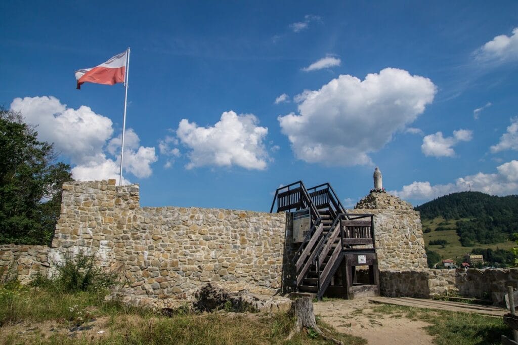 Muszyna Castle: A Medieval Fortress in Poland 7 Muszyna Castle