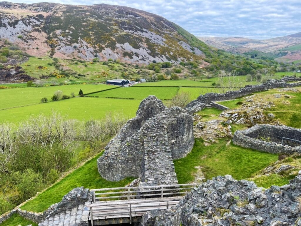 Castell y Bere: A 13th-Century Welsh Castle in Gwynedd 6 Castell y Bere