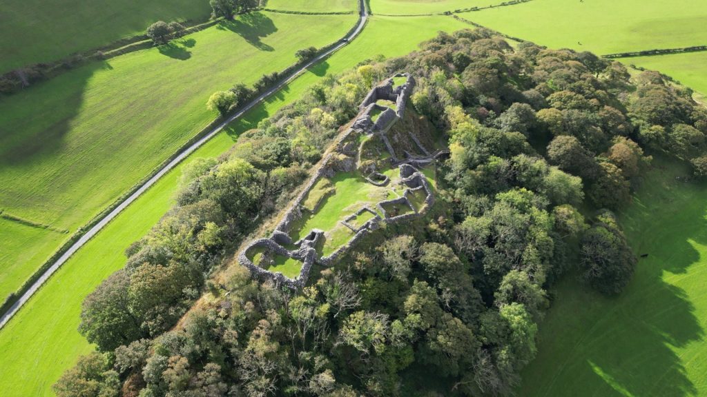 Castell y Bere: A Welsh Princely Castle in Gwynedd 1 Castell y Bere