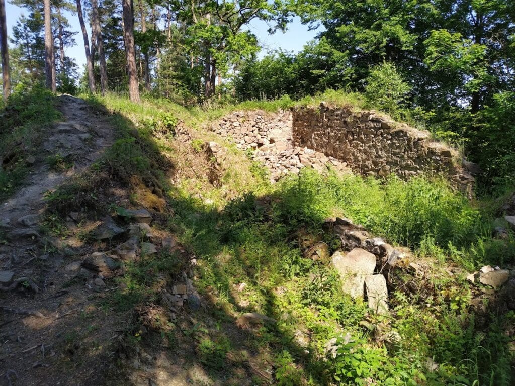 Velešín Castle: A Medieval Fortress in the Czech Republic 7 Velešín