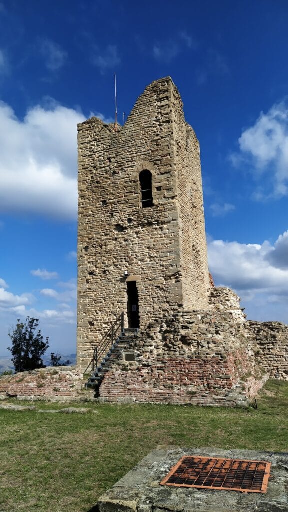 Rocca di Monte Battaglia: A Historic Lombard Fortress in Casola Valsenio, Italy 7 Rocca di Monte Battaglia