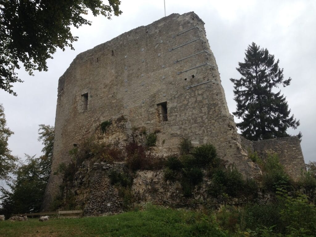 Farnsburg Castle ruin: A Medieval Noble Seat and Bailiff’s Residence in Switzerland 1 Farnsburg Castle ruin