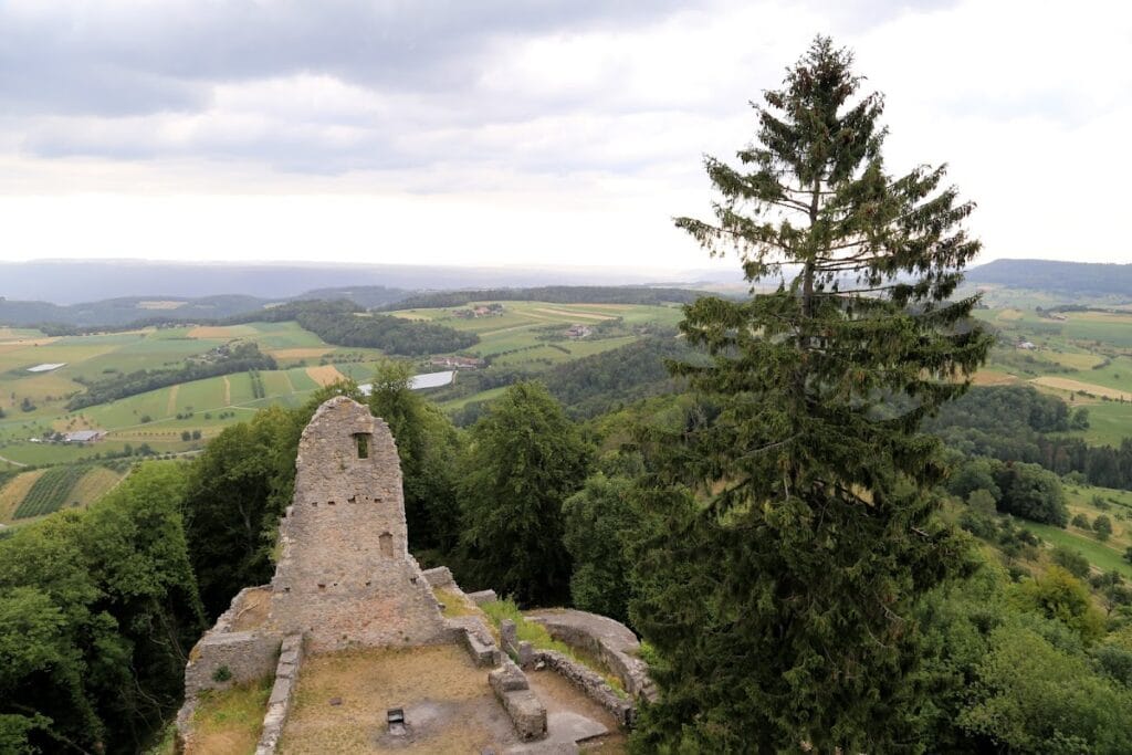 Farnsburg Castle ruin: A Medieval Noble Seat and Bailiff’s Residence in Switzerland 2 Farnsburg Castle ruin