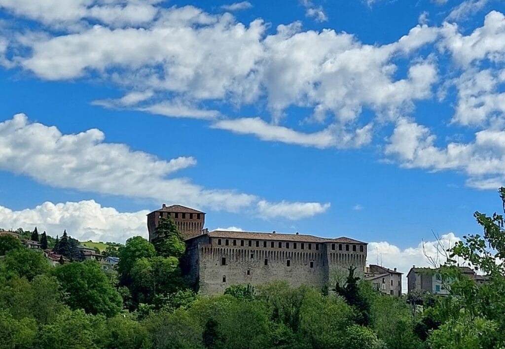 Castello Pallavicino: A Historic Fortress in Varano de’ Melegari, Italy 7 Castello Pallavicino