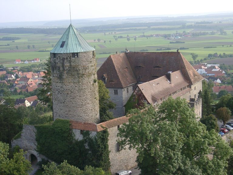 Burg Colmberg: A Medieval Hilltop Castle in Germany