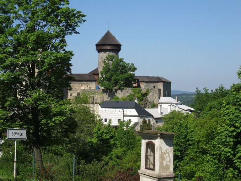 Sovinec: A Medieval Castle and Teutonic Order Stronghold in Czechia