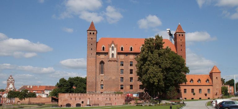 Gniew Castle: A Teutonic Order Fortress in Poland