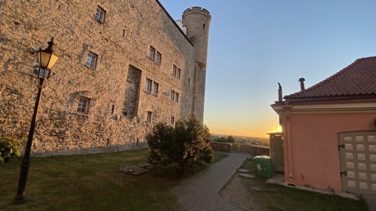 Toompea Castle: Historic Fortress and Seat of Estonia’s Parliament