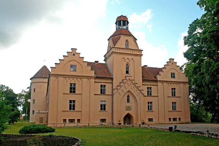 Ēdole Castle: A Medieval Episcopal Fortress and Manor Residence in Latvia