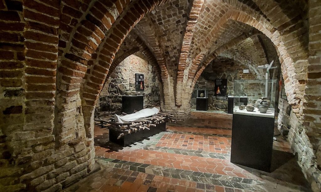 Kwidzyn Castle: A Medieval Episcopal and Chapter Fortress in Poland 2 Kwidzyn Castle
