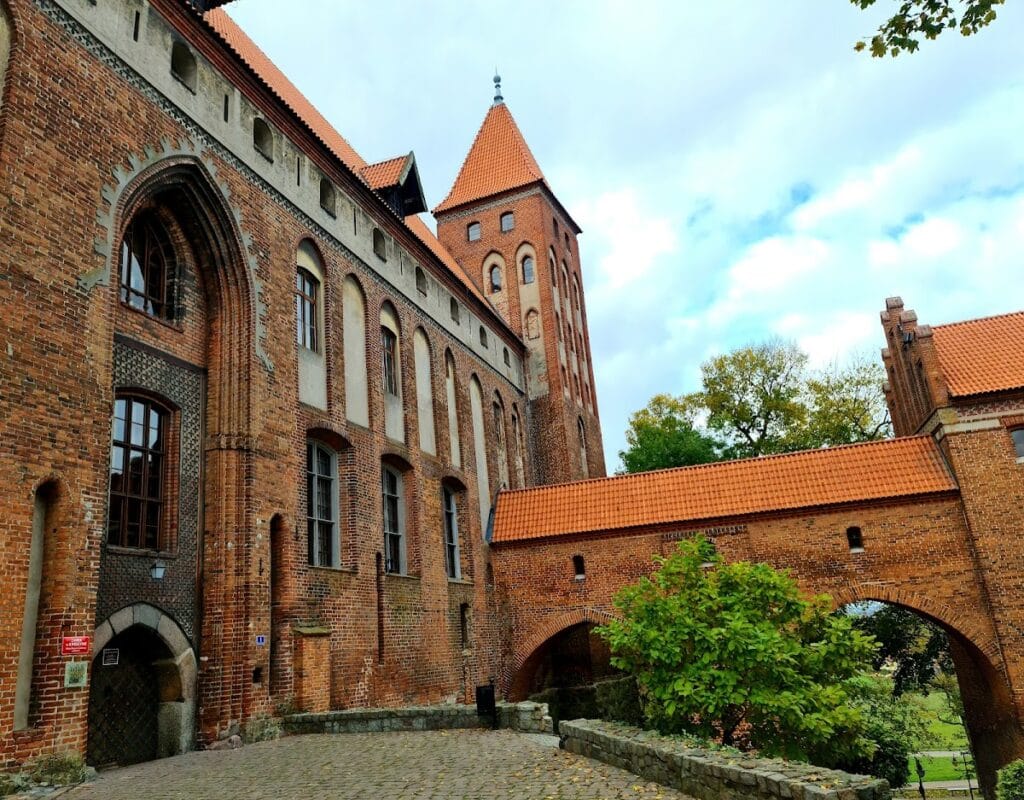 Kwidzyn Castle: A Medieval Episcopal and Chapter Fortress in Poland 3 Kwidzyn Castle