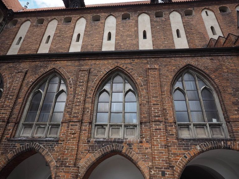 Kwidzyn Castle: A Medieval Episcopal and Chapter Fortress in Poland
