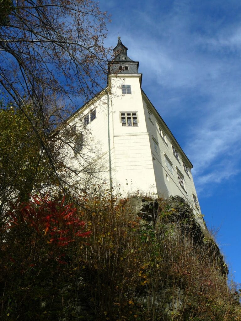 Hrubý Rohozec Castle: A Historic Bohemian Fortress in the Czech Republic 8 Hrubý Rohozec