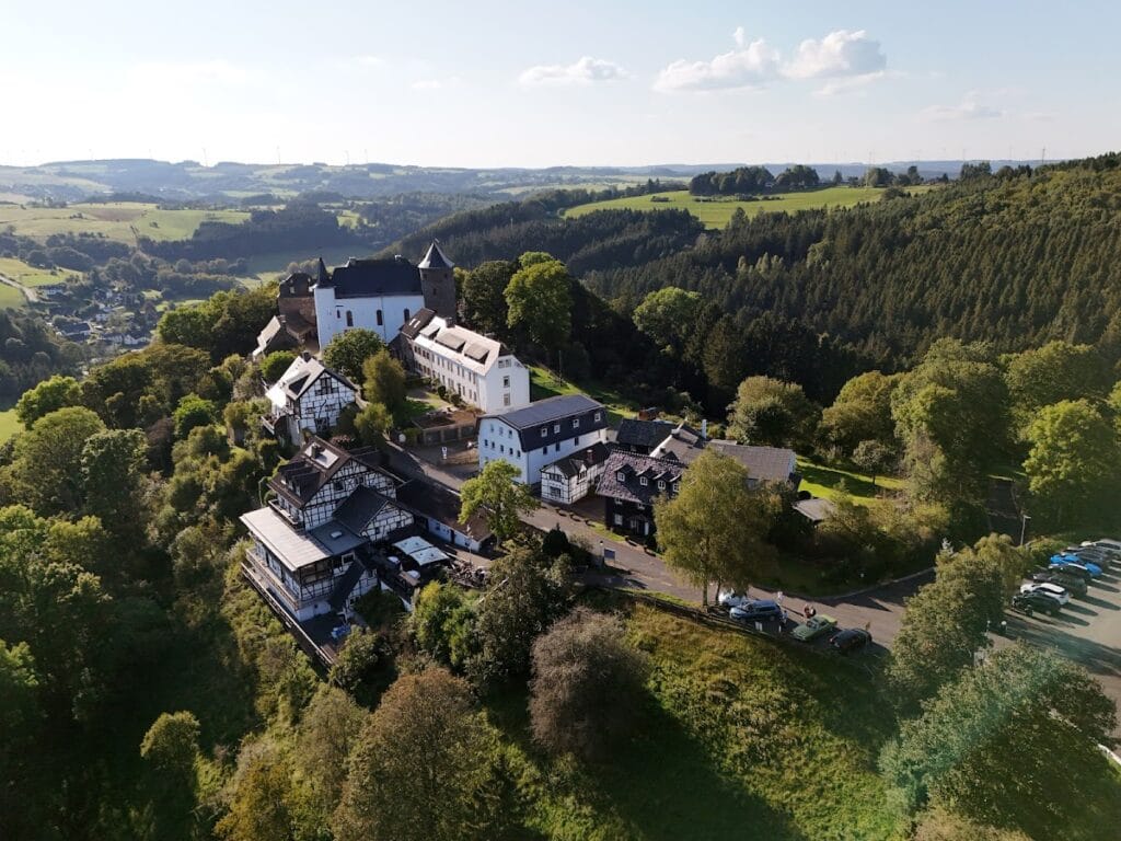 Burg Wildenburg: A Medieval Castle in Hellenthal, Germany 7 Burg Wildenburg (Eifel)