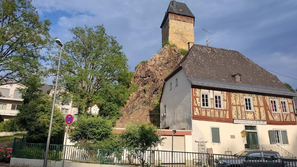 Burg Frauenstein: A Medieval Castle Ruin in Wiesbaden 2 Burg Frauenstein
