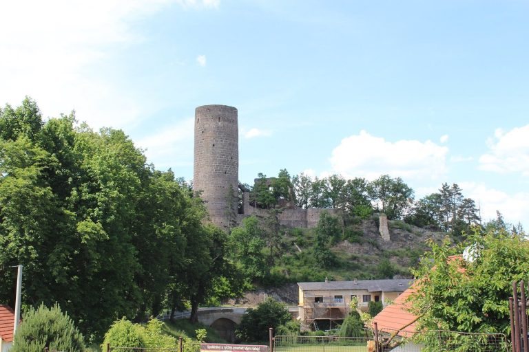 Žebrák Castle: A Medieval Royal Residence in Czechia