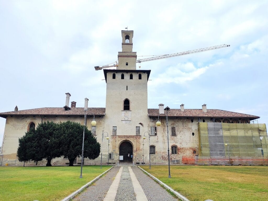 Visconti Castle Cusago: A Historic Medieval Residence Near Milan 6 Visconti Castle