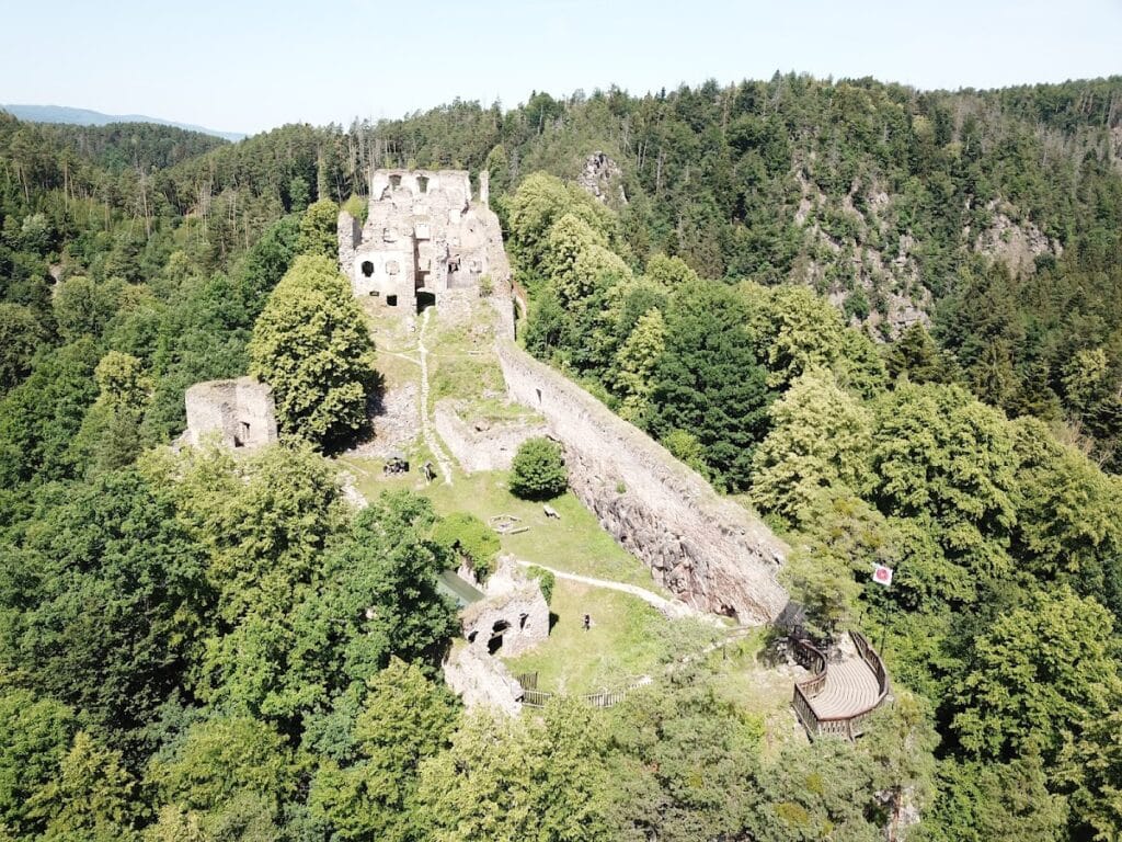 Dívčí kámen: A Gothic Rožmberk Castle Ruin in Czechia 3 Dívčí kámen