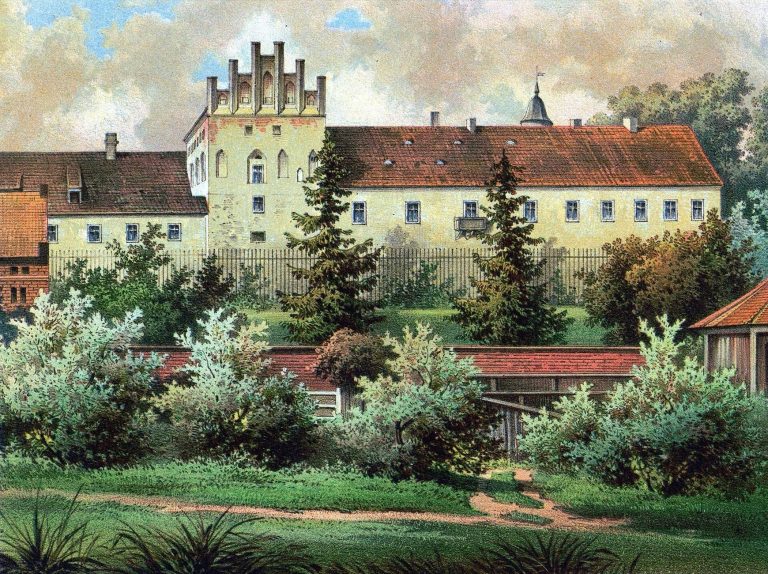 Georgenburg Castle: A Teutonic Fortress and State Stud Farm in Russia
