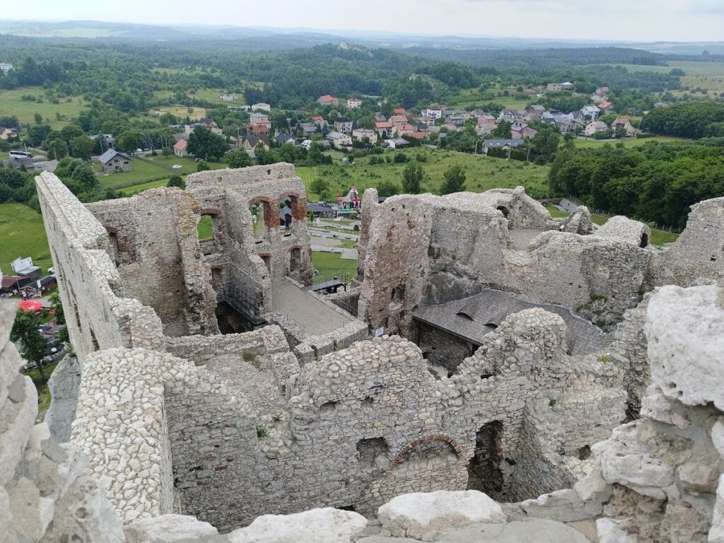 Ogrodzieniec Castle