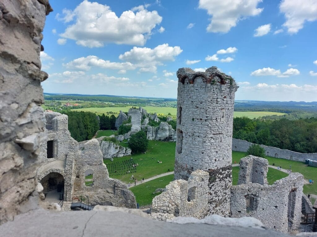 Ogrodzieniec Castle