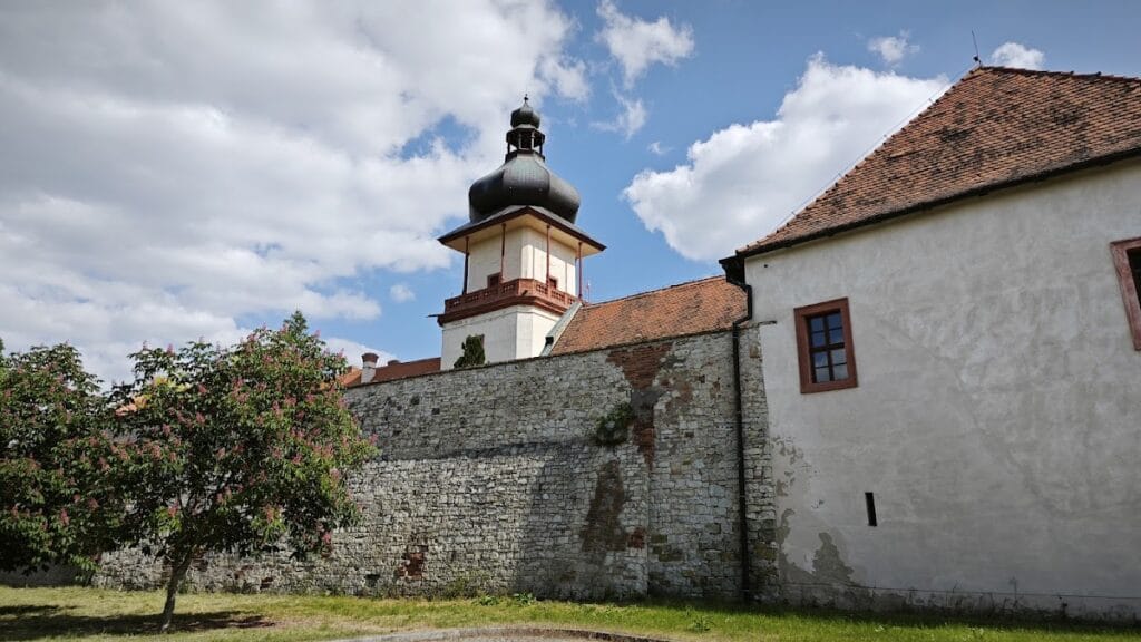 Nový Hrad: A Renaissance and Baroque Château in Czechia 3 Nový Hrad