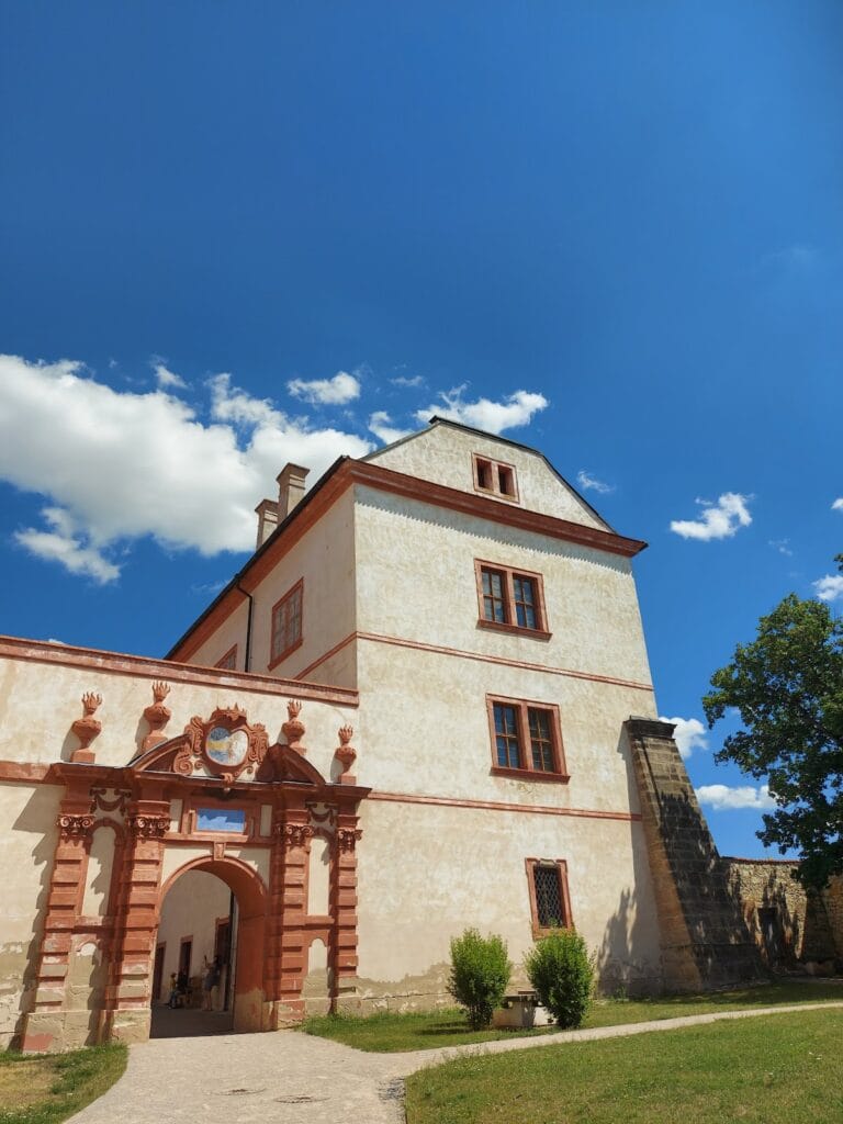 Nový Hrad: A Renaissance and Baroque Château in Czechia 5 Nový Hrad